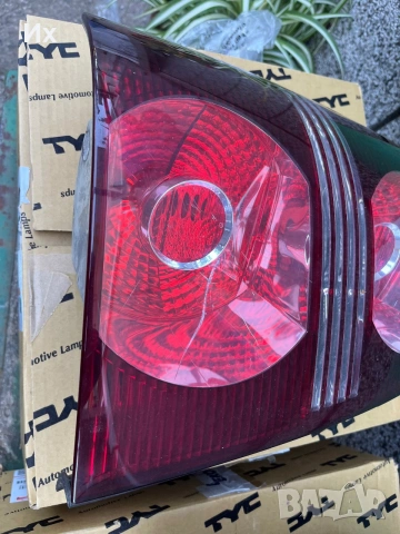 Задни стопове за VW Touran, снимка 3 - Части - 55243587