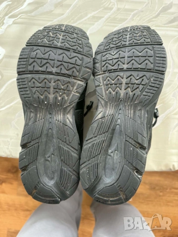MIZUNO Маратонки № 41 отговрят на№42, снимка 3 - Маратонки - 54203633