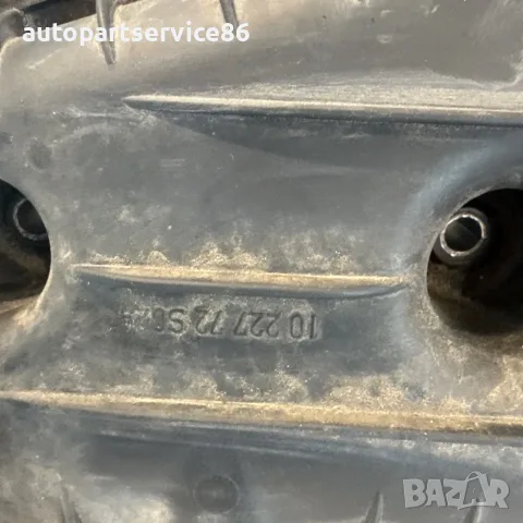 Капак на клапаните за Volvo XC60 2.4 TDI (2011) OEM 31286262, снимка 2 - Части - 55643342