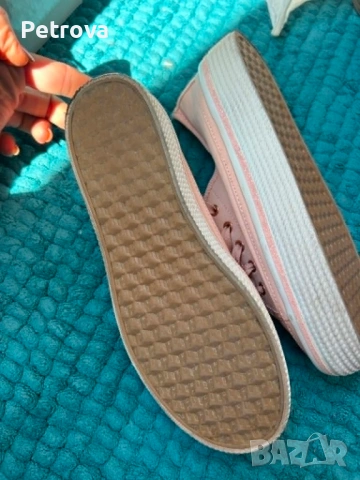 Нови и много запазени обувки - Adidas, Us Polo Assn. Tamaris, снимка 8 - Маратонки - 54438926