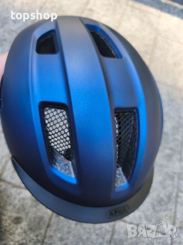 Чисто нова градска каска ABUS Purl-Y Ace с LED светлина за тротинетка и велосипед размер S 51-55 см , снимка 7 - Аксесоари за велосипеди - 55229432