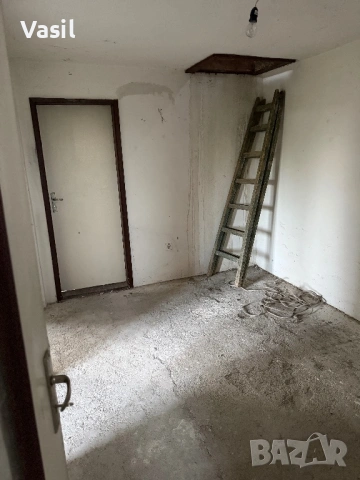 Двуетажна къща в с. Покрайна, снимка 12 - Вили - 54347473