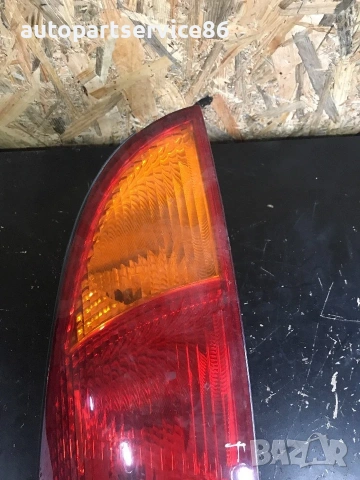 Заден десен стоп фар за мъгла/светлина за Ford Focus (2000) 1M51-13404-A, снимка 3 - Части - 55058588
