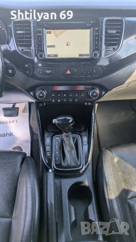 Киа Каренс Автоматик 7 места 2.0i, снимка 12 - Автомобили и джипове - 55228837