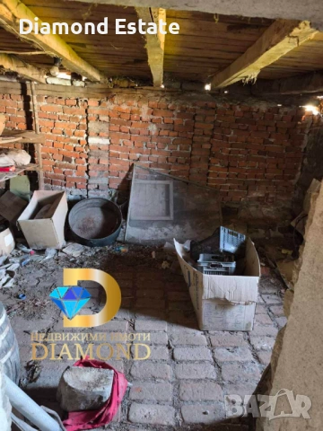 Едноетажна къща в село Динево, обл. Хасково, снимка 13 - Къщи - 54118057