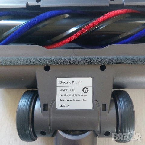 Електрическа Турбо Четка D009 за Dyson V7, V8, V10, V11, V15 + LED Светлини, снимка 4 - Друга електроника - 54237578