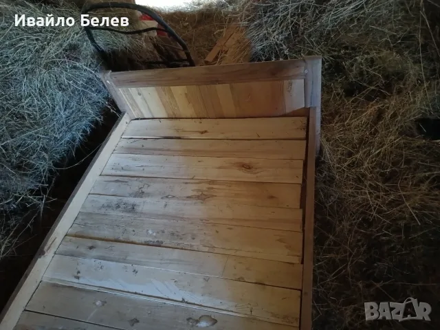 Дървено легло 200 см х 85 см, снимка 3 - Спални и легла - 55610514