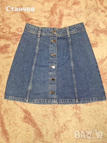 Къса дънкова пола H&M Divided с копчета – Размер 32 (XXS/XS)