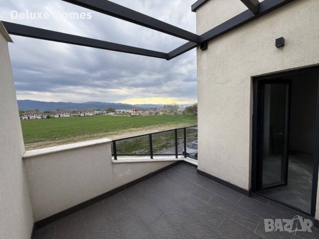 Къща с АКТ 16 в кв. Западен, снимка 10 - Къщи - 54365429