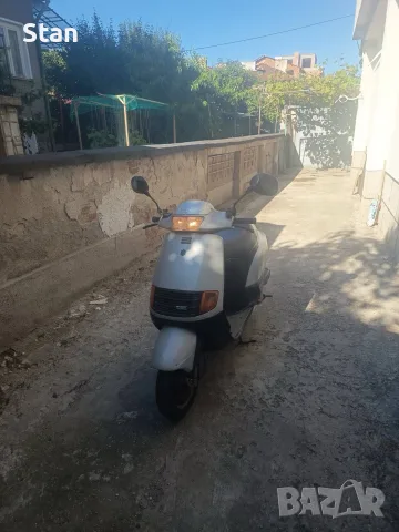 Скутер Piaggio 50 кубиков