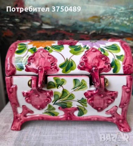 Кутия за бижута , снимка 3 - Антикварни и старинни предмети - 55243930