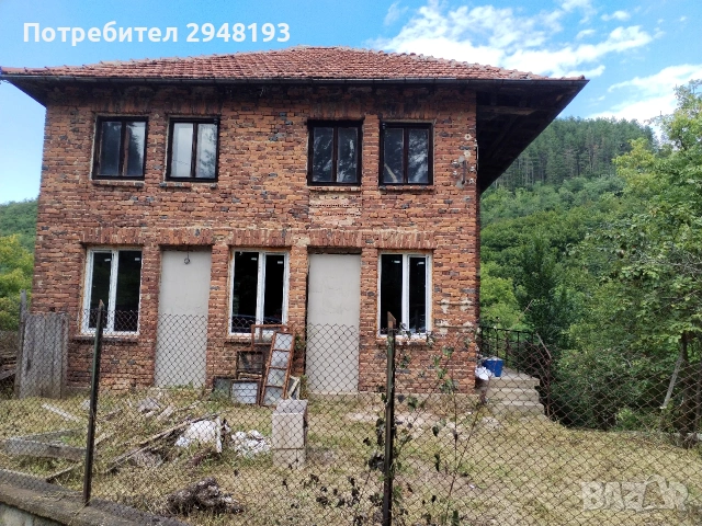 Къща с двор, прекрасна гледка, снимка 3 - Къщи - 55264418
