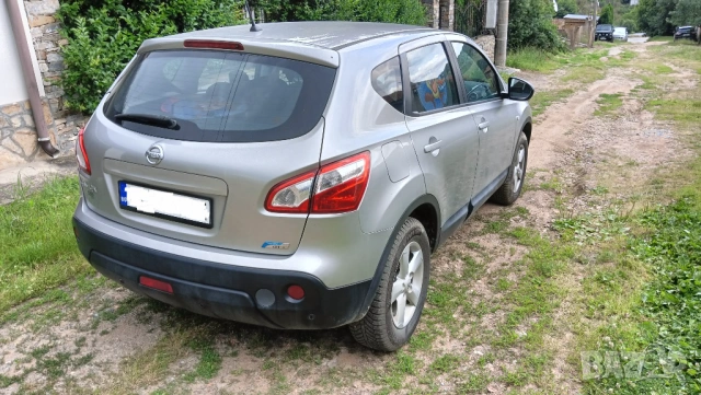 NISSAN Qashqai 1.5 dci FWD Acenta (81kw) нисан кашкай, снимка 8 - Автомобили и джипове - 54953584