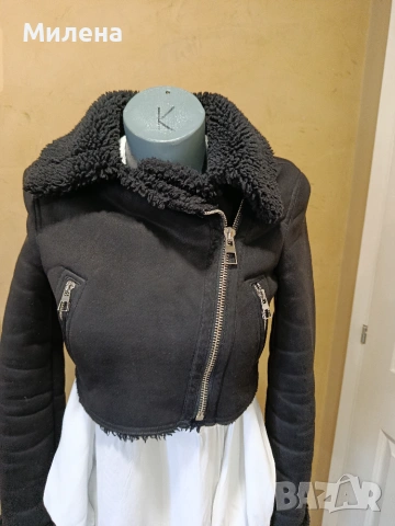Страхотен сет +късо яке на Bershka.