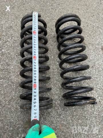 ГАЗ 24 ВОЛГА 24 ПРУЖИНИ НОВИ СССР 37 см