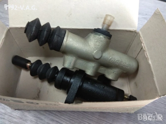 251721401А**NEU**VAG**T2*T3**Хидравлична помпа за съединителя**ГОРНА**08.1976-07.1992 , снимка 2 - Части - 55279465