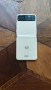 Motorola Razr 40 Vanilla Cream ЗА ЧАСТИ – Здрава платка и корпус / Повреден основен екран, снимка 4