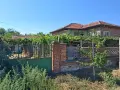 Къща в село Правище , снимка 1