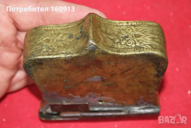 Старинна бронзова барутница, паласка, фишеклък, кутия. *1, снимка 9 - Антикварни и старинни предмети - 55422179