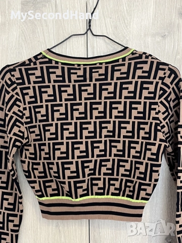 Fendi оригинална  блуза S , снимка 3 - Блузи с дълъг ръкав и пуловери - 55601649