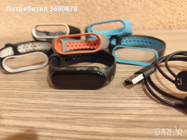Фитнес гривна Xiaomi Mi Smart Band 6, като нов + 6 гривни и 2 зарядни, снимка 5 - Смарт гривни - 54625628