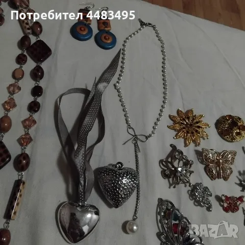 Дамски бижута , блошки, снимка 4 - Бижутерийни комплекти - 55480998