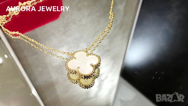 Van Cleef & Arpels VCA Gold Mother of Pearl Vintage Alhambra Clover Дамско Колие, снимка 5 - Колиета, медальони, синджири - 54639394