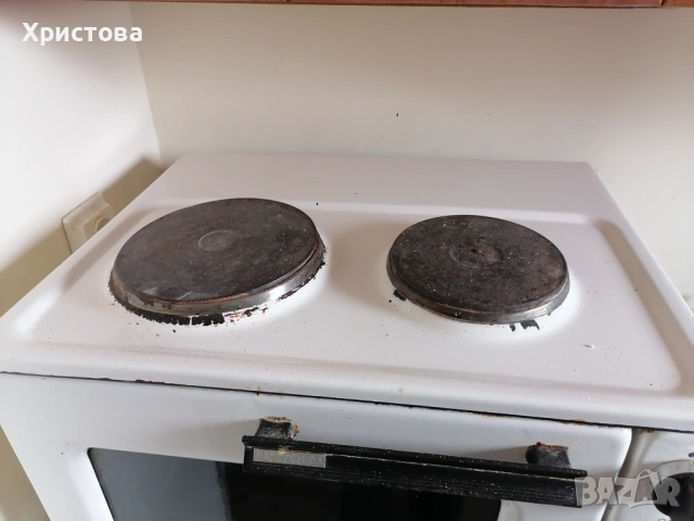 Продавам работеща готварска печка Раховец, снимка 2 - Печки, фурни - 54237581