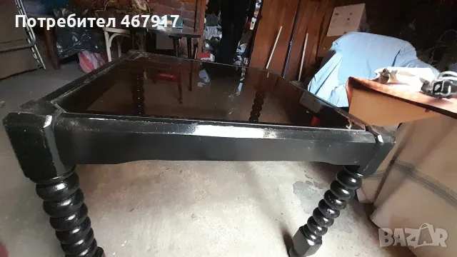 Стъклена холна масичка