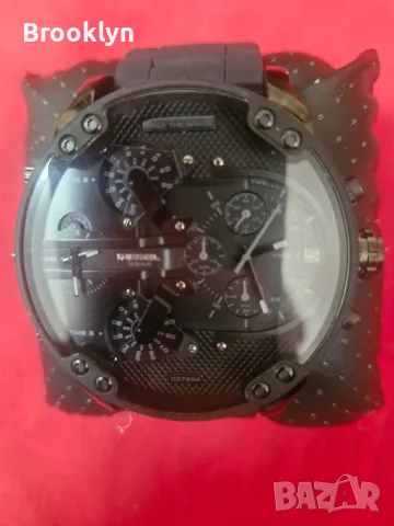 Продава се нов мъжки часовник Diesel, снимка 10 - Мъжки - 55663712