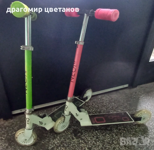 Детска тротинетка със светещи колела Moni Neon, снимка 2 - Скутери и тротинетки - 54835776