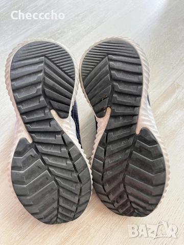 маратонки Adidas, снимка 4 - Детски маратонки - 55663867