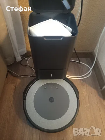 iRobot Roomba i5+, снимка 2 - Прахосмукачки - 55341009