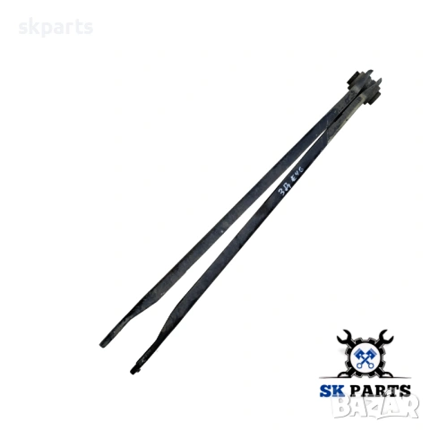 Носач заден десен за BMW e46 330д, снимка 2 - Части - 54223935