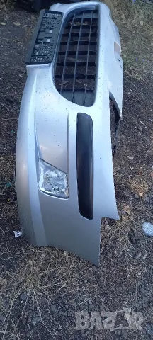 Предна броня Peugeot 407, снимка 2 - Части - 55341746