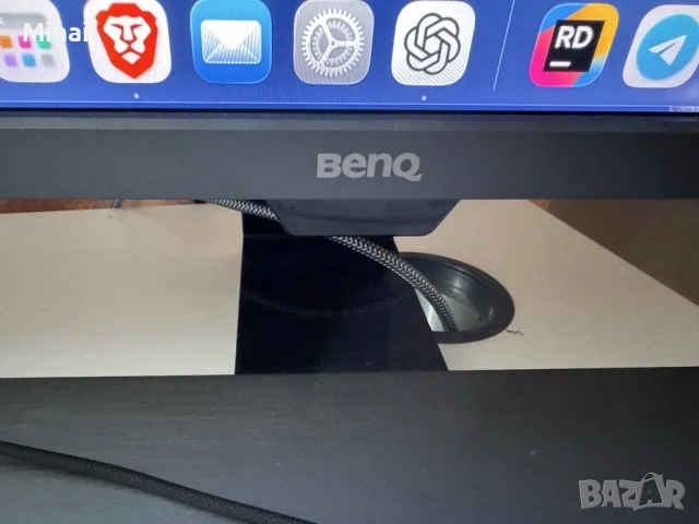 Benq 4K UHD AMD Free Sync 32 инча монитор HDR Low Blue Light ew3270u-t, снимка 3 - Монитори - 55118419