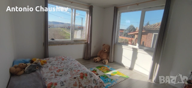 Продавам двуетажна къща, снимка 11 - Къщи - 54305489