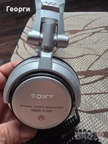 Продавам слушалки Sony MDR-V700 