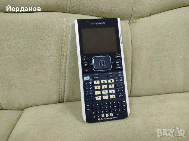 Графичен калкулатор Texas Instruments TI-Nspire CX, снимка 2 - Друга електроника - 55683064