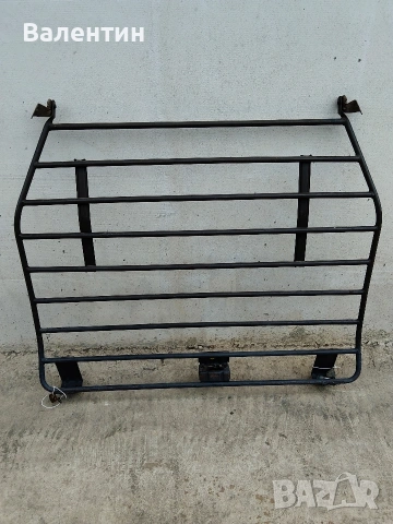 Продавам междинна преграда за Нисан Серена