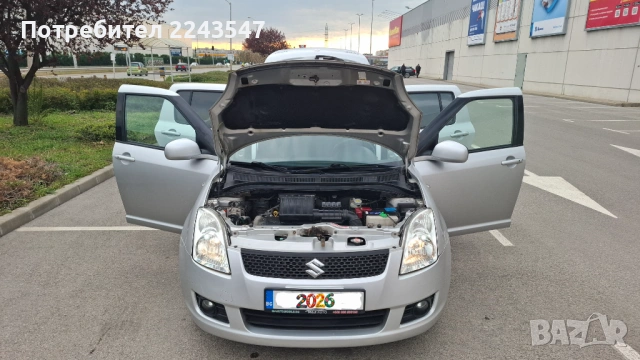Suzuki Swift 1.3, снимка 5 - Автомобили и джипове - 54396607