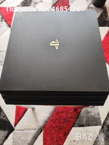 Sony PS4 Pro 1TB- 2 БРОЯ КОНТРОЛЕРИ