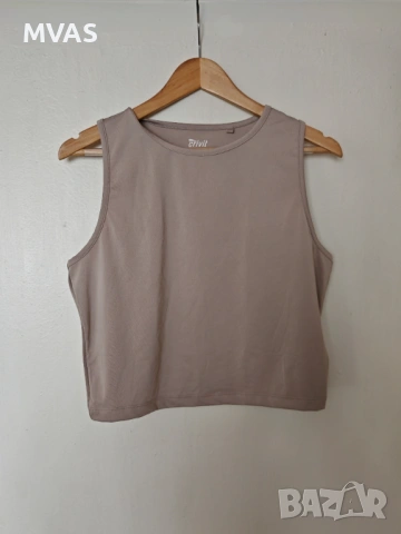 Нов дамски бежов топ M L размер