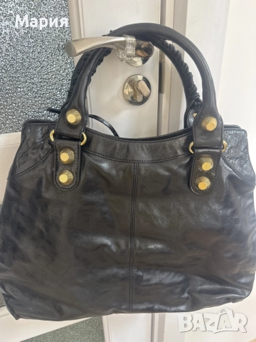 Голяма черна чанта от естествена кожа на „Баленциага/Balenciaga“ не използвана , снимка 4 - Чанти - 55415198