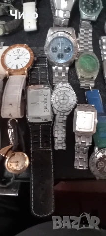 40бр ръчни кварцови ел часовници , снимка 15 - Антикварни и старинни предмети - 54261364