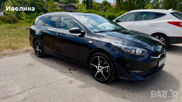 Kia Ceed 1.6 CRDI Mild Hybrid , снимка 6 - Автомобили и джипове - 54277764