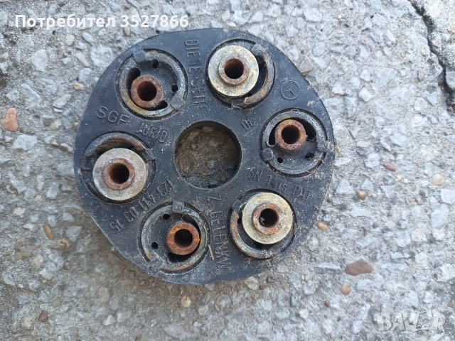 Каре кардан Mercedes 123, снимка 2 - Части - 55228434