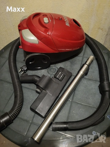 Продавам прахосмукачка Daewoo RC-360R 1800W