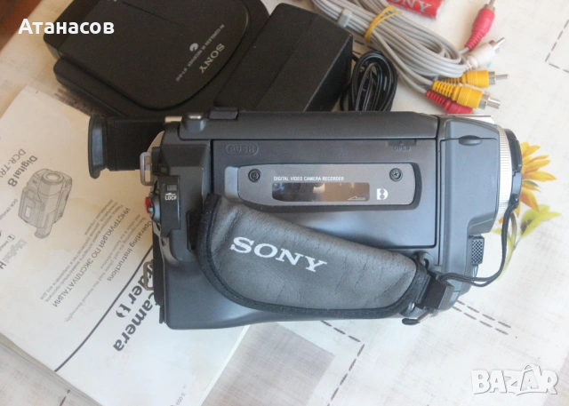 Sony DCR-TRV620 Digital8 HI8 8mm Video8 Camcorder VCR Player, снимка 9 - Камери - 54909786