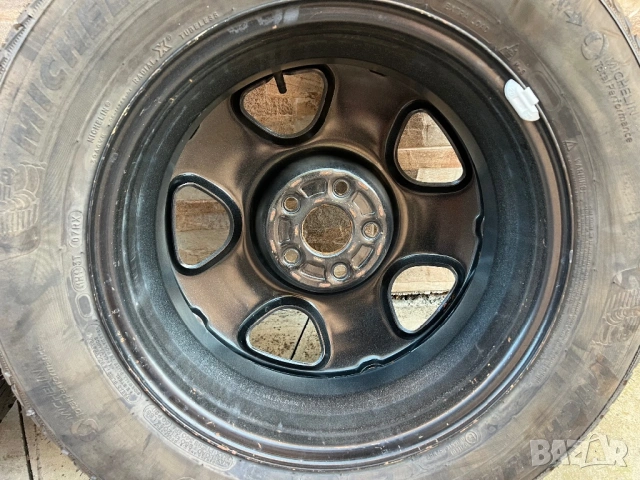 Джанти 17 , 5x114.3 Honda CRV + Зимни гуми Michelin 225/65 DOT:2423, снимка 4 - Гуми и джанти - 54323918